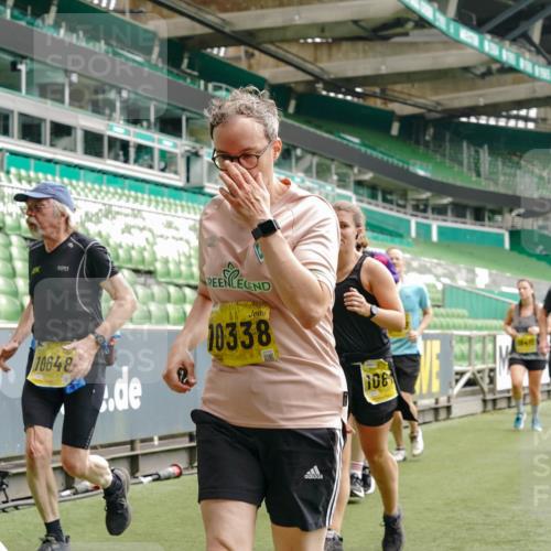 13.09.2026 - 21. swb-Marathon Bremen Michael Burmester http://msf.ph/oto/10472365 13.09.2026 10:37:25 Laufen im Stadion 10090, 10091, 10092, 10150, 10153, 10154, 10160, 10186, 10187, 10190, 10198, 10205, 10237, 10251, 10257, 10263, 10272, 10273, 10274, 10275, 10278, 10283, 10291, 10296, 10305, 10315, 10323, 10327, 10331, 10332, 10338, 10370, 10375, 10376, 10382, 10390, 10403, 10411, 10420, 10429, 10432, 10439, 10444, 10465, 10481, 10488, 10497, 10500, 10516, 10531, 10560, 10569, 10598, 10607, 10613, 10633, 10647, 10648, 10654, 10659, 10663, 10674, 10823 meine-sportfotos.de