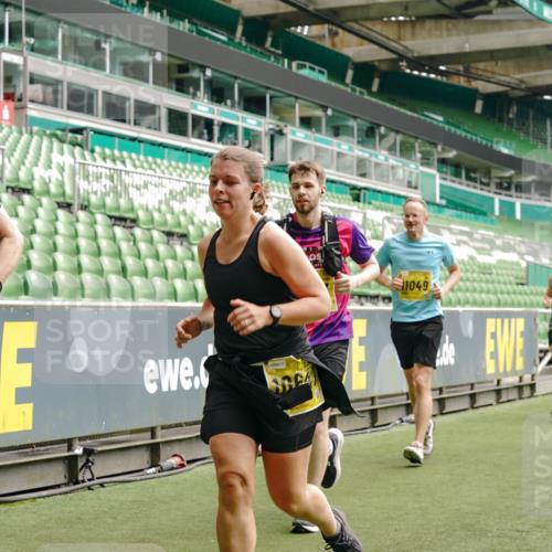 13.09.2026 - 21. swb-Marathon Bremen Michael Burmester http://msf.ph/oto/10472397 13.09.2026 10:37:26 Laufen im Stadion 10090, 10091, 10092, 10150, 10153, 10154, 10160, 10186, 10187, 10190, 10198, 10205, 10237, 10251, 10257, 10263, 10272, 10273, 10274, 10275, 10278, 10283, 10291, 10296, 10305, 10315, 10323, 10327, 10331, 10332, 10338, 10370, 10375, 10376, 10382, 10390, 10403, 10411, 10420, 10429, 10432, 10439, 10444, 10465, 10481, 10488, 10497, 10500, 10516, 10531, 10560, 10569, 10598, 10607, 10613, 10633, 10647, 10648, 10654, 10659, 10663, 10674, 10823 meine-sportfotos.de