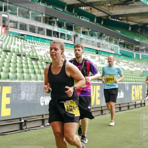 13.09.2026 - 21. swb-Marathon Bremen Michael Burmester http://msf.ph/oto/10472408 13.09.2026 10:37:26 Laufen im Stadion 10090, 10091, 10092, 10150, 10153, 10154, 10160, 10186, 10187, 10190, 10198, 10205, 10237, 10251, 10257, 10263, 10272, 10273, 10274, 10275, 10278, 10283, 10291, 10296, 10305, 10315, 10323, 10327, 10331, 10332, 10338, 10370, 10375, 10376, 10382, 10390, 10403, 10411, 10420, 10429, 10432, 10439, 10444, 10465, 10481, 10488, 10497, 10500, 10516, 10531, 10560, 10569, 10598, 10607, 10613, 10633, 10647, 10648, 10654, 10659, 10663, 10674, 10823 meine-sportfotos.de