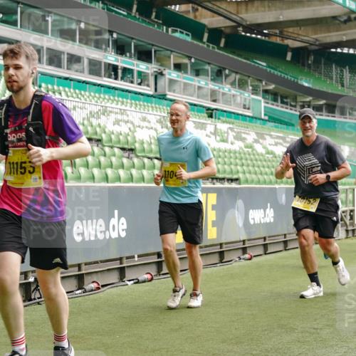 13.09.2026 - 21. swb-Marathon Bremen Michael Burmester http://msf.ph/oto/10472439 13.09.2026 10:37:26 Laufen im Stadion 10090, 10091, 10092, 10150, 10153, 10154, 10160, 10186, 10187, 10190, 10198, 10205, 10237, 10251, 10257, 10263, 10272, 10273, 10274, 10275, 10278, 10283, 10291, 10296, 10305, 10315, 10323, 10327, 10331, 10332, 10338, 10370, 10375, 10376, 10382, 10390, 10403, 10411, 10420, 10429, 10432, 10439, 10444, 10465, 10481, 10488, 10497, 10500, 10516, 10531, 10560, 10569, 10598, 10607, 10613, 10633, 10647, 10648, 10654, 10659, 10663, 10674, 10823 meine-sportfotos.de