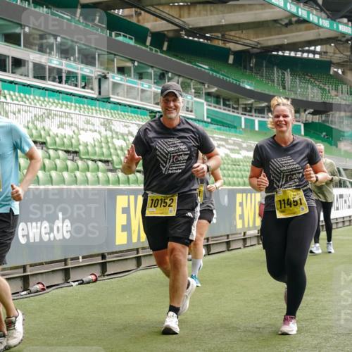 13.09.2026 - 21. swb-Marathon Bremen Michael Burmester http://msf.ph/oto/10472468 13.09.2026 10:37:28 Laufen im Stadion 10090, 10091, 10092, 10150, 10153, 10154, 10160, 10186, 10187, 10190, 10198, 10205, 10237, 10251, 10257, 10263, 10272, 10273, 10274, 10275, 10278, 10283, 10291, 10296, 10305, 10315, 10323, 10327, 10331, 10332, 10338, 10370, 10375, 10376, 10382, 10390, 10403, 10411, 10420, 10429, 10432, 10439, 10444, 10465, 10481, 10488, 10497, 10500, 10516, 10531, 10560, 10569, 10598, 10607, 10613, 10633, 10647, 10648, 10654, 10659, 10663, 10674, 10823 meine-sportfotos.de