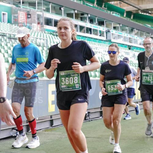 13.09.2026 - 21. swb-Marathon Bremen Michael Burmester http://msf.ph/oto/10472633 13.09.2026 13:15:14 Laufen im Stadion 143, 263, 266, 300, 414, 460, 598, 612, 631, 653, 768, 956, 1008, 1047, 1392, 1408, 1573, 1818, 1819, 1874, 2013, 2024, 2218, 2233, 2235, 2314, 2359, 2385, 2386, 2412, 2466, 2468, 2484, 2494, 2521, 2540, 2564, 2667, 2678, 2690, 2691, 2693, 2737, 2760, 2783, 2829, 2838, 2859, 2861, 2865, 2874, 2887, 2958, 2978, 3001, 3075, 3111, 3157, 3165, 3185, 3237, 3265, 3304, 3355, 3378, 3382, 3405, 3428, 3486, 3512, 3653, 3661, 3670, 3680, 3829, 4034, 4080, 4306, 703 meine-sportfotos.de
