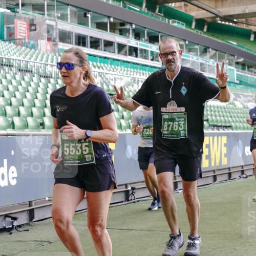 13.09.2026 - 21. swb-Marathon Bremen Michael Burmester http://msf.ph/oto/10472674 13.09.2026 13:15:15 Laufen im Stadion 143, 263, 266, 300, 414, 460, 598, 612, 631, 653, 768, 956, 1008, 1047, 1392, 1408, 1573, 1818, 1819, 1874, 2013, 2024, 2218, 2233, 2235, 2314, 2359, 2385, 2386, 2412, 2466, 2468, 2484, 2494, 2521, 2540, 2564, 2667, 2678, 2690, 2691, 2737, 2760, 2783, 2829, 2838, 2859, 2861, 2865, 2874, 2887, 2958, 2978, 3001, 3075, 3157, 3165, 3185, 3237, 3265, 3355, 3378, 3382, 3405, 3428, 3486, 3512, 3653, 3661, 3670, 3680, 3829, 4034, 4080, 4306, 703 meine-sportfotos.de