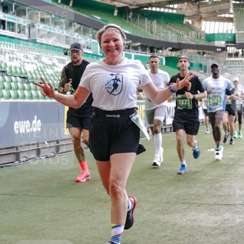 13.09.2026 - 21. swb-Marathon Bremen Michael Burmester http://msf.ph/oto/10473145 13.09.2026 13:15:27 Laufen im Stadion 143, 231, 263, 266, 300, 414, 460, 598, 612, 653, 768, 956, 1008, 1047, 1392, 1408, 1573, 1818, 1819, 1874, 2013, 2024, 2218, 2233, 2235, 2314, 2351, 2359, 2385, 2386, 2466, 2468, 2484, 2494, 2521, 2564, 2579, 2664, 2667, 2678, 2690, 2691, 2698, 2737, 2760, 2783, 2799, 2829, 2838, 2846, 2859, 2861, 2865, 2874, 2887, 2958, 2978, 3001, 3075, 3133, 3157, 3165, 3185, 3237, 3265, 3331, 3355, 3382, 3405, 3428, 3486, 3512, 3653, 3670, 3680, 3829, 4034, 4080, 4306, 703 meine-sportfotos.de