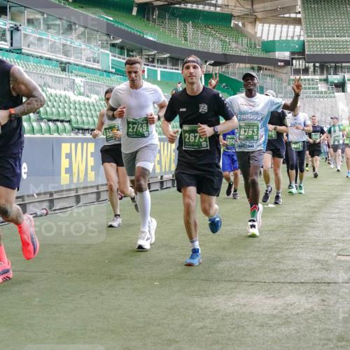 13.09.2026 - 21. swb-Marathon Bremen Michael Burmester http://msf.ph/oto/10473170 13.09.2026 13:15:27 Laufen im Stadion 143, 231, 263, 266, 300, 414, 460, 598, 612, 653, 768, 956, 1008, 1047, 1392, 1408, 1573, 1818, 1819, 1874, 2013, 2024, 2218, 2233, 2235, 2314, 2351, 2359, 2385, 2386, 2466, 2468, 2484, 2494, 2521, 2564, 2579, 2664, 2667, 2678, 2690, 2691, 2698, 2737, 2760, 2783, 2799, 2829, 2838, 2846, 2859, 2861, 2865, 2874, 2887, 2958, 2978, 3001, 3075, 3133, 3157, 3165, 3185, 3237, 3265, 3331, 3355, 3382, 3405, 3428, 3486, 3512, 3653, 3670, 3680, 3829, 4034, 4080, 4306, 703 meine-sportfotos.de