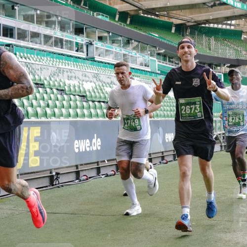 13.09.2026 - 21. swb-Marathon Bremen Michael Burmester http://msf.ph/oto/10473196 13.09.2026 13:15:28 Laufen im Stadion 143, 231, 263, 266, 300, 414, 460, 598, 612, 653, 768, 956, 1008, 1047, 1392, 1408, 1573, 1818, 1819, 1874, 2013, 2024, 2218, 2233, 2235, 2314, 2351, 2359, 2385, 2386, 2466, 2468, 2484, 2494, 2521, 2564, 2579, 2664, 2667, 2678, 2690, 2691, 2698, 2737, 2760, 2783, 2799, 2829, 2838, 2846, 2859, 2861, 2865, 2874, 2887, 2958, 2978, 3001, 3075, 3133, 3157, 3165, 3185, 3237, 3265, 3331, 3355, 3382, 3405, 3428, 3486, 3512, 3653, 3670, 3680, 3829, 4034, 4080, 4306, 703 meine-sportfotos.de