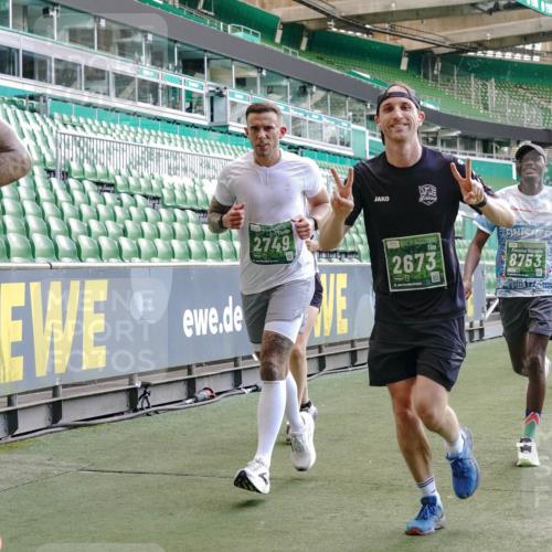 13.09.2026 - 21. swb-Marathon Bremen Michael Burmester http://msf.ph/oto/10473214 13.09.2026 13:15:28 Laufen im Stadion 143, 231, 263, 266, 300, 414, 460, 598, 612, 653, 768, 956, 1008, 1047, 1392, 1408, 1573, 1818, 1819, 1874, 2013, 2024, 2218, 2233, 2235, 2314, 2351, 2359, 2385, 2386, 2466, 2468, 2484, 2494, 2521, 2564, 2579, 2664, 2667, 2678, 2690, 2691, 2698, 2737, 2760, 2783, 2799, 2829, 2838, 2846, 2859, 2861, 2865, 2874, 2887, 2958, 2978, 3001, 3075, 3133, 3157, 3165, 3185, 3237, 3265, 3331, 3355, 3382, 3405, 3428, 3486, 3512, 3653, 3670, 3680, 3829, 4034, 4080, 4306, 703 meine-sportfotos.de