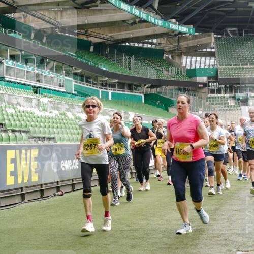 13.09.2026 - 21. swb-Marathon Bremen Michael Burmester http://msf.ph/oto/10473495 13.09.2026 10:37:55 Laufen im Stadion 10090, 10091, 10092, 10150, 10153, 10154, 10168, 10186, 10188, 10190, 10198, 10205, 10237, 10257, 10259, 10260, 10273, 10274, 10283, 10296, 10305, 10315, 10323, 10327, 10331, 10332, 10370, 10375, 10376, 10390, 10429, 10432, 10444, 10465, 10488, 10497, 10500, 10516, 10526, 10598, 10613, 10633, 10645, 10647, 10648, 10654, 10659, 10661, 10663, 10674, 10681, 10682, 10695, 10697, 10802, 10823 meine-sportfotos.de