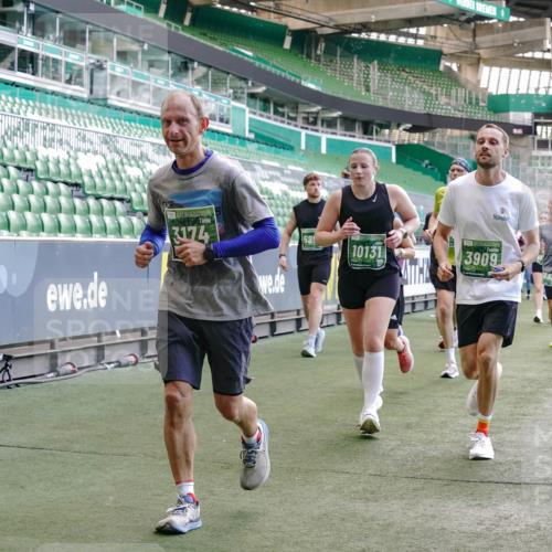 13.09.2026 - 21. swb-Marathon Bremen Michael Burmester http://msf.ph/oto/10473502 13.09.2026 13:15:38 Laufen im Stadion 143, 231, 263, 266, 300, 414, 598, 612, 653, 768, 956, 1008, 1047, 1185, 1312, 1465, 1818, 1819, 1874, 2013, 2218, 2235, 2314, 2351, 2359, 2385, 2386, 2466, 2468, 2484, 2494, 2579, 2664, 2667, 2678, 2690, 2691, 2698, 2737, 2760, 2783, 2799, 2829, 2838, 2846, 2859, 2861, 2865, 2874, 2887, 2958, 2974, 2978, 3001, 3075, 3133, 3157, 3165, 3185, 3237, 3265, 3331, 3355, 3382, 3387, 3428, 3486, 3512, 3670, 3680, 3829, 4034, 4080, 4306, 703 meine-sportfotos.de
