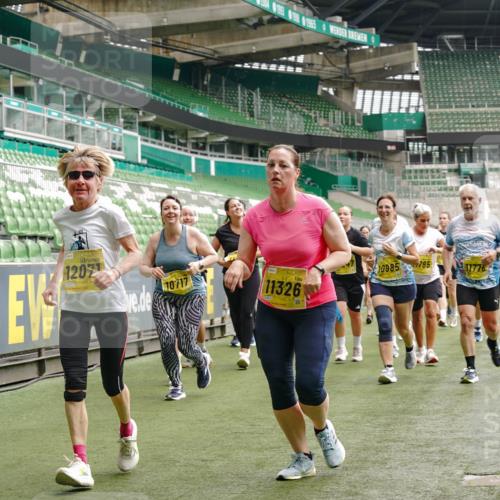 13.09.2026 - 21. swb-Marathon Bremen Michael Burmester http://msf.ph/oto/10473517 13.09.2026 10:37:56 Laufen im Stadion 10090, 10091, 10092, 10150, 10153, 10154, 10168, 10186, 10188, 10190, 10198, 10205, 10237, 10257, 10259, 10260, 10273, 10274, 10283, 10296, 10305, 10315, 10323, 10327, 10331, 10332, 10370, 10375, 10376, 10390, 10429, 10432, 10444, 10465, 10488, 10497, 10500, 10516, 10526, 10598, 10613, 10633, 10645, 10647, 10648, 10654, 10659, 10661, 10663, 10674, 10681, 10682, 10695, 10697, 10802, 10823 meine-sportfotos.de