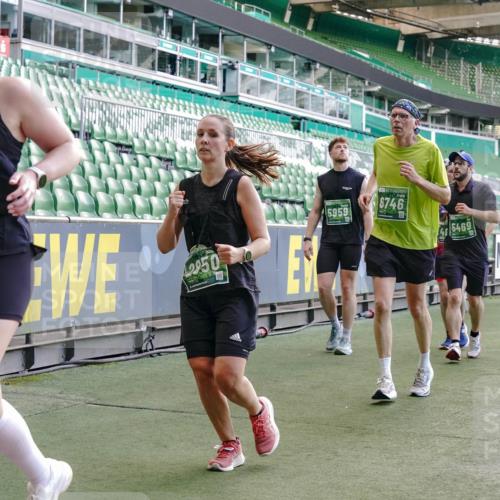 13.09.2026 - 21. swb-Marathon Bremen Michael Burmester http://msf.ph/oto/10473595 13.09.2026 13:15:40 Laufen im Stadion 143, 231, 263, 266, 300, 414, 598, 612, 653, 768, 956, 1008, 1047, 1185, 1312, 1465, 1818, 1819, 1874, 2013, 2218, 2235, 2314, 2351, 2359, 2385, 2386, 2466, 2468, 2484, 2494, 2579, 2664, 2667, 2678, 2690, 2691, 2698, 2737, 2760, 2778, 2783, 2799, 2829, 2838, 2846, 2859, 2861, 2865, 2874, 2887, 2958, 2974, 2978, 3001, 3075, 3133, 3157, 3165, 3185, 3237, 3265, 3331, 3355, 3382, 3387, 3486, 3512, 3670, 3680, 3829, 4034, 4080, 4306, 703 meine-sportfotos.de
