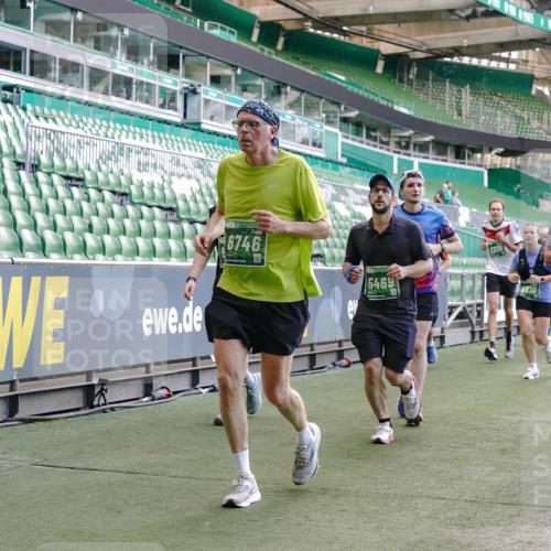13.09.2026 - 21. swb-Marathon Bremen Michael Burmester http://msf.ph/oto/10473632 13.09.2026 13:15:41 Laufen im Stadion 143, 231, 263, 266, 300, 414, 598, 612, 653, 768, 956, 1008, 1047, 1185, 1312, 1465, 1818, 1819, 1874, 2013, 2218, 2235, 2314, 2351, 2359, 2363, 2385, 2386, 2466, 2468, 2484, 2494, 2579, 2664, 2667, 2678, 2690, 2691, 2698, 2737, 2760, 2778, 2783, 2799, 2829, 2838, 2846, 2859, 2861, 2865, 2874, 2887, 2958, 2974, 2978, 3001, 3075, 3133, 3157, 3165, 3185, 3237, 3265, 3331, 3355, 3382, 3387, 3486, 3512, 3670, 3680, 3829, 4034, 4080, 4306, 703 meine-sportfotos.de