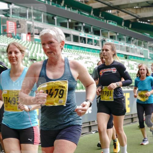 13.09.2026 - 21. swb-Marathon Bremen Michael Burmester http://msf.ph/oto/10473809 13.09.2026 10:38:03 Laufen im Stadion 10090, 10091, 10092, 10150, 10153, 10154, 10168, 10186, 10188, 10190, 10198, 10205, 10237, 10257, 10259, 10260, 10273, 10274, 10283, 10296, 10305, 10315, 10323, 10327, 10331, 10332, 10370, 10375, 10376, 10432, 10444, 10465, 10488, 10497, 10500, 10516, 10526, 10598, 10613, 10633, 10645, 10647, 10648, 10654, 10659, 10661, 10663, 10674, 10681, 10682, 10695, 10697, 10802, 10823 meine-sportfotos.de
