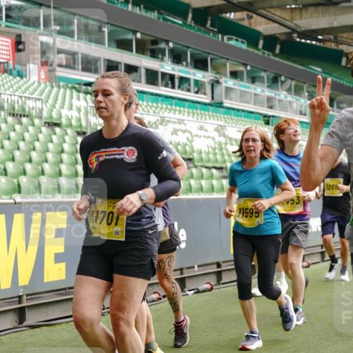 13.09.2026 - 21. swb-Marathon Bremen Michael Burmester http://msf.ph/oto/10473840 13.09.2026 10:38:04 Laufen im Stadion 10090, 10091, 10092, 10150, 10153, 10154, 10168, 10186, 10188, 10190, 10198, 10205, 10237, 10257, 10259, 10260, 10273, 10274, 10283, 10296, 10305, 10315, 10323, 10327, 10331, 10332, 10370, 10375, 10376, 10432, 10444, 10465, 10488, 10497, 10500, 10516, 10526, 10598, 10613, 10633, 10645, 10647, 10648, 10654, 10659, 10661, 10663, 10674, 10681, 10682, 10695, 10697, 10802, 10823 meine-sportfotos.de