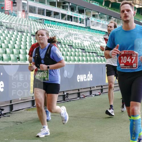 13.09.2026 - 21. swb-Marathon Bremen Michael Burmester http://msf.ph/oto/10473847 13.09.2026 13:15:46 Laufen im Stadion 143, 153, 231, 263, 266, 300, 414, 598, 612, 653, 1008, 1047, 1185, 1312, 1465, 1539, 1818, 1819, 1874, 2013, 2218, 2235, 2314, 2351, 2359, 2363, 2385, 2386, 2466, 2468, 2484, 2494, 2579, 2664, 2667, 2678, 2690, 2691, 2698, 2737, 2760, 2778, 2783, 2799, 2838, 2846, 2859, 2861, 2865, 2874, 2958, 2974, 2978, 3001, 3075, 3133, 3157, 3165, 3185, 3237, 3265, 3331, 3355, 3382, 3387, 3486, 3512, 3670, 3680, 3829, 4034, 4080, 4306, 703 meine-sportfotos.de