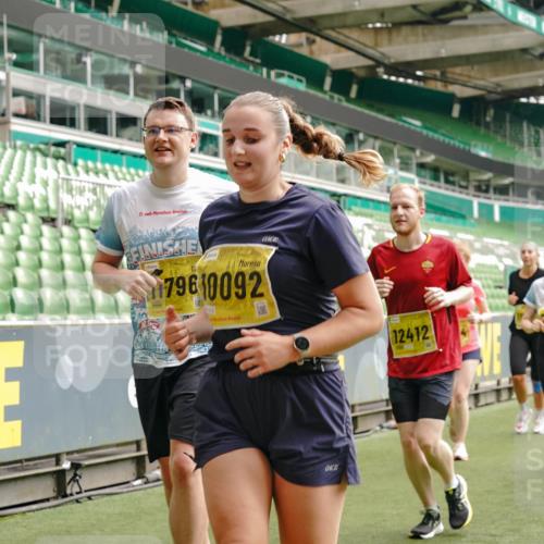 13.09.2026 - 21. swb-Marathon Bremen Michael Burmester http://msf.ph/oto/10473943 13.09.2026 10:38:08 Laufen im Stadion 10090, 10091, 10092, 10150, 10153, 10154, 10168, 10186, 10188, 10190, 10198, 10205, 10237, 10259, 10260, 10273, 10274, 10283, 10296, 10305, 10315, 10323, 10327, 10331, 10332, 10370, 10375, 10376, 10432, 10444, 10465, 10488, 10497, 10500, 10516, 10526, 10598, 10613, 10630, 10633, 10645, 10647, 10648, 10654, 10659, 10661, 10663, 10674, 10681, 10682, 10695, 10697, 10802, 10823 meine-sportfotos.de