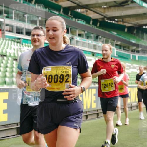 13.09.2026 - 21. swb-Marathon Bremen Michael Burmester http://msf.ph/oto/10473964 13.09.2026 10:38:08 Laufen im Stadion 10090, 10091, 10092, 10150, 10153, 10154, 10168, 10186, 10188, 10190, 10198, 10205, 10237, 10259, 10260, 10273, 10274, 10283, 10296, 10305, 10315, 10323, 10327, 10331, 10332, 10370, 10375, 10376, 10432, 10444, 10465, 10488, 10497, 10500, 10516, 10526, 10598, 10613, 10630, 10633, 10645, 10647, 10648, 10654, 10659, 10661, 10663, 10674, 10681, 10682, 10695, 10697, 10802, 10823 meine-sportfotos.de