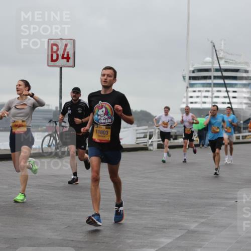 13.09.2026 - Kiel Lauf Andreas Tolksdorf http://msf.ph/oto/10474047 13.09.2026 11:45:25 Kiellinie 4, 18, 39, 11803, 3 meine-sportfotos.de