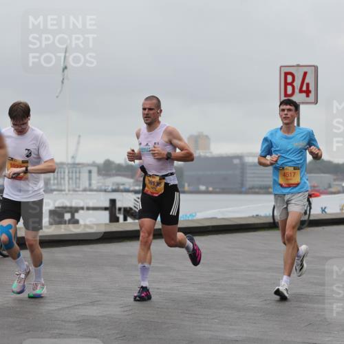 13.09.2026 - Kiel Lauf Andreas Tolksdorf http://msf.ph/oto/10474160 13.09.2026 11:45:31 Kiellinie 10225, 10136, 4, 139, 4517 meine-sportfotos.de