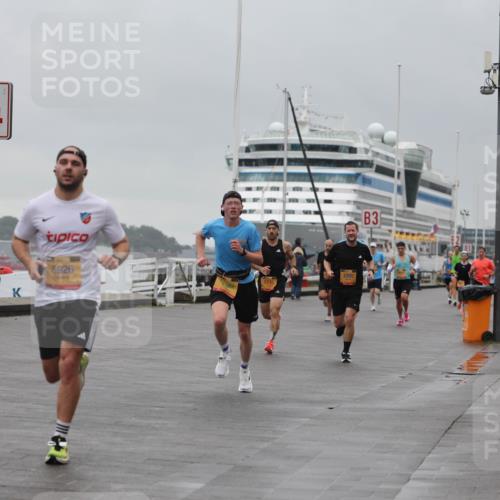 13.09.2026 - Kiel Lauf Andreas Tolksdorf http://msf.ph/oto/10474196 13.09.2026 11:45:34 Kiellinie 4, 5926, 2392, 3 meine-sportfotos.de