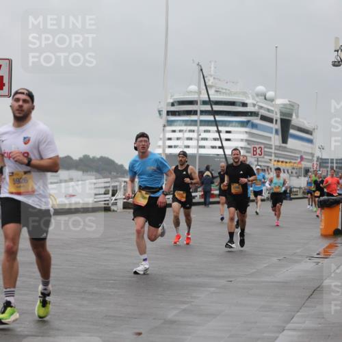 13.09.2026 - Kiel Lauf Andreas Tolksdorf http://msf.ph/oto/10474202 13.09.2026 11:45:34 Kiellinie 4, 5926, 2392, 3 meine-sportfotos.de