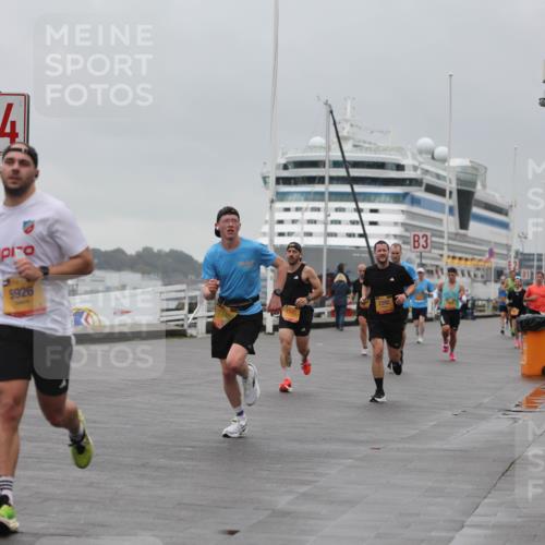 13.09.2026 - Kiel Lauf Andreas Tolksdorf http://msf.ph/oto/10474203 13.09.2026 11:45:34 Kiellinie 4, 5926, 3 meine-sportfotos.de