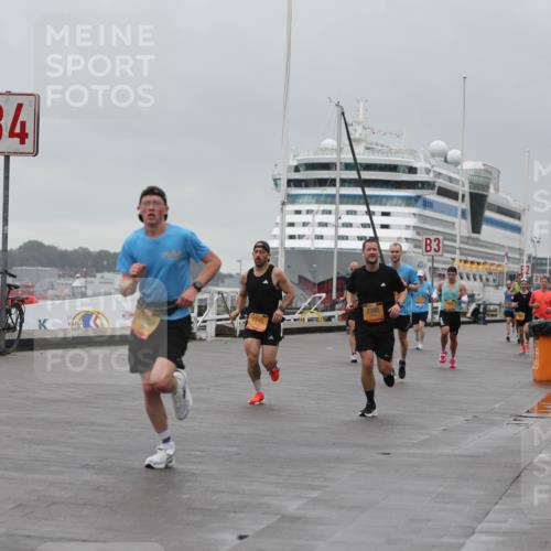 13.09.2026 - Kiel Lauf Andreas Tolksdorf http://msf.ph/oto/10474209 13.09.2026 11:45:35 Kiellinie 4, 2392, 3 meine-sportfotos.de