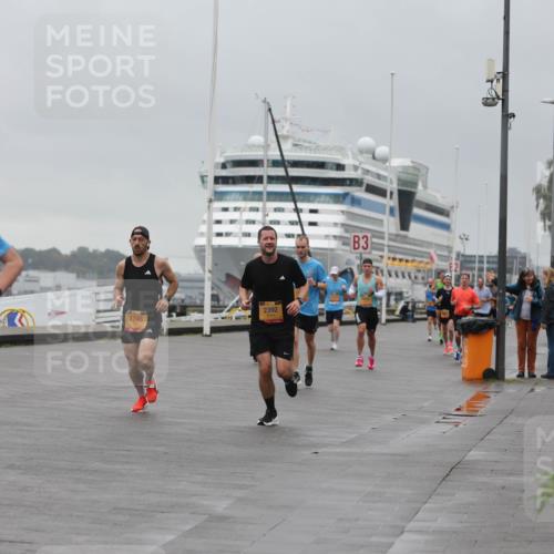 13.09.2026 - Kiel Lauf Andreas Tolksdorf http://msf.ph/oto/10474222 13.09.2026 11:45:36 Kiellinie 4, 1745, 20, 2392, 3 meine-sportfotos.de