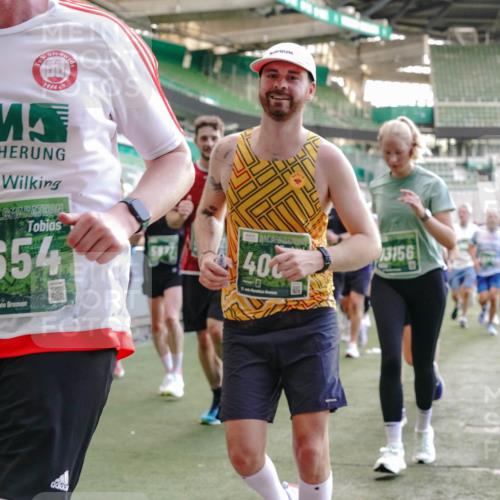 13.09.2026 - 21. swb-Marathon Bremen Michael Burmester http://msf.ph/oto/10474259 13.09.2026 13:15:55 Laufen im Stadion 134, 143, 153, 231, 263, 266, 300, 414, 598, 612, 653, 990, 1008, 1047, 1185, 1312, 1465, 1539, 1874, 2013, 2218, 2235, 2259, 2314, 2351, 2359, 2363, 2385, 2386, 2466, 2468, 2484, 2494, 2562, 2579, 2664, 2667, 2678, 2690, 2691, 2698, 2737, 2760, 2778, 2783, 2799, 2838, 2846, 2859, 2861, 2865, 2874, 2958, 2974, 2978, 2996, 3001, 3075, 3133, 3157, 3165, 3185, 3237, 3265, 3331, 3355, 3382, 3387, 3486, 3501, 3512, 3670, 3680, 3829, 4034, 4080, 4306, 703 meine-sportfotos.de