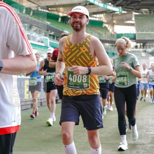 13.09.2026 - 21. swb-Marathon Bremen Michael Burmester http://msf.ph/oto/10474269 13.09.2026 13:15:55 Laufen im Stadion 134, 143, 153, 231, 263, 266, 300, 414, 598, 612, 653, 990, 1008, 1047, 1185, 1312, 1465, 1539, 1874, 2013, 2218, 2235, 2259, 2314, 2351, 2359, 2363, 2385, 2386, 2466, 2468, 2484, 2494, 2562, 2579, 2664, 2667, 2678, 2690, 2691, 2698, 2737, 2760, 2778, 2783, 2799, 2838, 2846, 2859, 2861, 2865, 2874, 2958, 2974, 2978, 2996, 3001, 3075, 3133, 3157, 3165, 3185, 3237, 3265, 3331, 3355, 3382, 3387, 3486, 3501, 3512, 3670, 3680, 3829, 4034, 4080, 4306, 703 meine-sportfotos.de