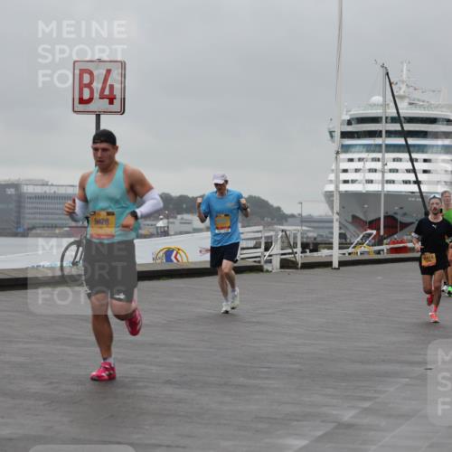 13.09.2026 - Kiel Lauf Andreas Tolksdorf http://msf.ph/oto/10474340 13.09.2026 11:45:43 Kiellinie 4, 5828, 11418, 1 meine-sportfotos.de