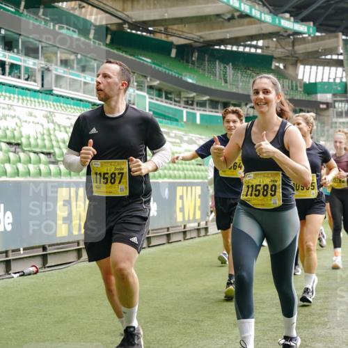 13.09.2026 - 21. swb-Marathon Bremen Michael Burmester http://msf.ph/oto/10474392 13.09.2026 10:38:18 Laufen im Stadion 10090, 10091, 10150, 10168, 10186, 10188, 10190, 10205, 10238, 10259, 10260, 10273, 10274, 10283, 10305, 10315, 10323, 10327, 10331, 10332, 10360, 10364, 10370, 10375, 10376, 10404, 10432, 10444, 10457, 10465, 10469, 10488, 10500, 10516, 10526, 10595, 10598, 10630, 10645, 10654, 10659, 10661, 10663, 10674, 10681, 10682, 10695, 10697, 10802, 10823 meine-sportfotos.de