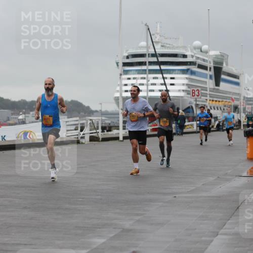 13.09.2026 - Kiel Lauf Andreas Tolksdorf http://msf.ph/oto/10474401 13.09.2026 11:45:48 Kiellinie 4, 9071, 11637, 1965, 3 meine-sportfotos.de