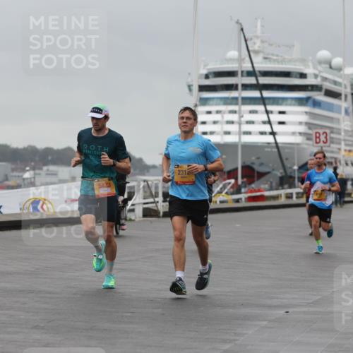 13.09.2026 - Kiel Lauf Andreas Tolksdorf http://msf.ph/oto/10474563 13.09.2026 11:46:04 Kiellinie 4, 5423, 2312, 3, 3157 meine-sportfotos.de