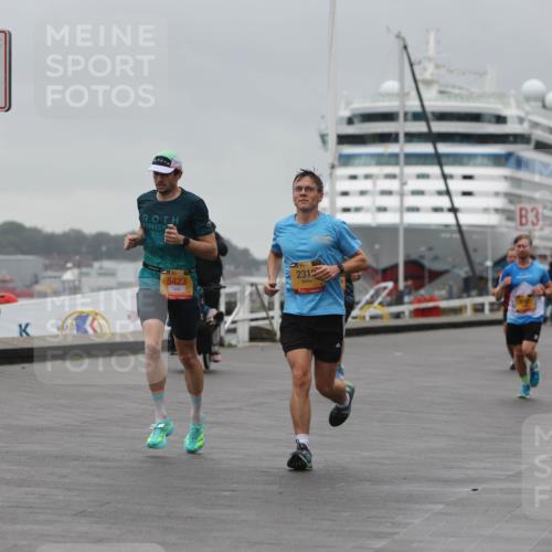 13.09.2026 - Kiel Lauf Andreas Tolksdorf http://msf.ph/oto/10474566 13.09.2026 11:46:04 Kiellinie 4, 202, 5423, 2312, 3 meine-sportfotos.de