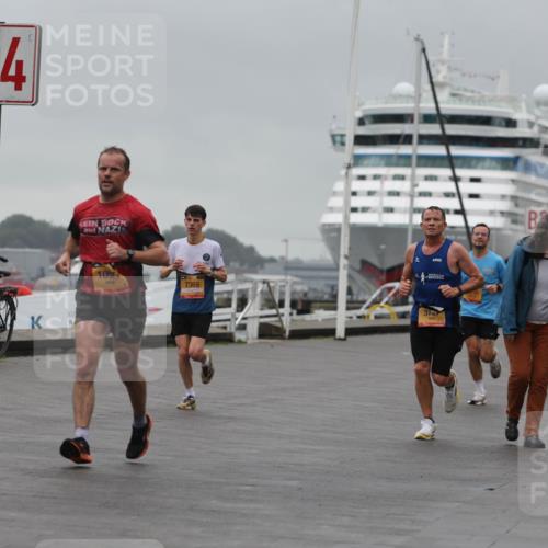 13.09.2026 - Kiel Lauf Andreas Tolksdorf http://msf.ph/oto/10474639 13.09.2026 11:46:12 Kiellinie 4, 105, 7369, 373 meine-sportfotos.de