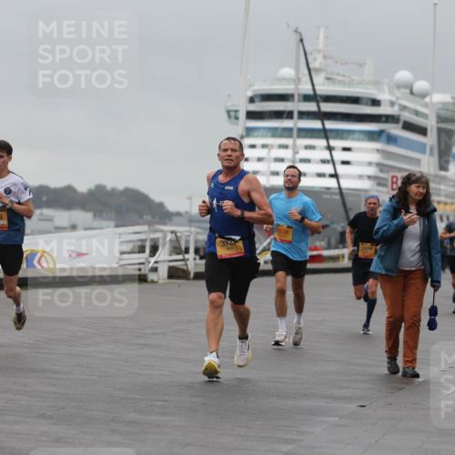13.09.2026 - Kiel Lauf Andreas Tolksdorf http://msf.ph/oto/10474656 13.09.2026 11:46:13 Kiellinie 4, 7369, 373, 7638, 7514 meine-sportfotos.de