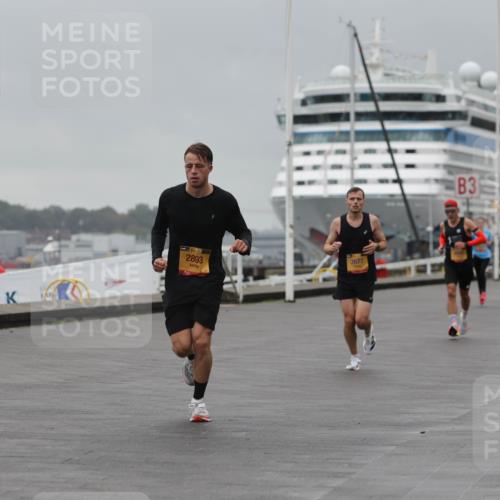 13.09.2026 - Kiel Lauf Andreas Tolksdorf http://msf.ph/oto/10474721 13.09.2026 11:46:41 Kiellinie 4, 2893, 2677, 3 meine-sportfotos.de