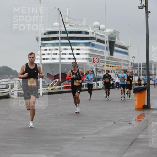 13.09.2026 - Kiel Lauf Andreas Tolksdorf http://msf.ph/oto/10474743 13.09.2026 11:46:42 Kiellinie 2677, 4591, 3 meine-sportfotos.de