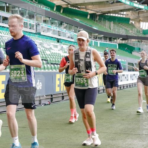 13.09.2026 - 21. swb-Marathon Bremen Michael Burmester http://msf.ph/oto/10474839 13.09.2026 13:16:11 Laufen im Stadion 134, 143, 153, 231, 263, 266, 267, 271, 300, 414, 598, 612, 653, 990, 1047, 1185, 1312, 1465, 1539, 1825, 1874, 1987, 2013, 2218, 2235, 2259, 2351, 2359, 2363, 2381, 2385, 2386, 2466, 2468, 2484, 2562, 2579, 2664, 2667, 2678, 2690, 2691, 2698, 2737, 2760, 2778, 2783, 2797, 2799, 2821, 2846, 2859, 2861, 2865, 2874, 2958, 2974, 2996, 3001, 3075, 3133, 3157, 3165, 3185, 3213, 3237, 3265, 3331, 3355, 3366, 3382, 3387, 3486, 3501, 3512, 3670, 3680, 3829, 4034, 4306, 703 meine-sportfotos.de