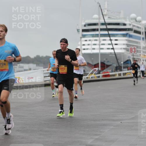 13.09.2026 - Kiel Lauf Andreas Tolksdorf http://msf.ph/oto/10474842 13.09.2026 11:46:53 Kiellinie 4, 4724, 38, 8912, 3 meine-sportfotos.de