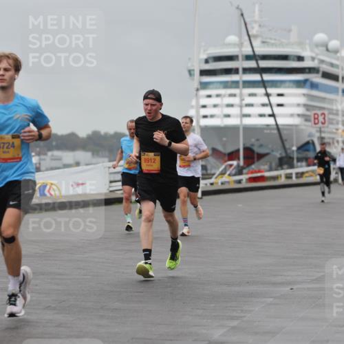 13.09.2026 - Kiel Lauf Andreas Tolksdorf http://msf.ph/oto/10474845 13.09.2026 11:46:53 Kiellinie 4, 4724, 38, 8912, 3 meine-sportfotos.de