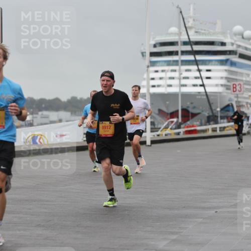 13.09.2026 - Kiel Lauf Andreas Tolksdorf http://msf.ph/oto/10474848 13.09.2026 11:46:53 Kiellinie 4, 4724, 35, 8912, 3 meine-sportfotos.de