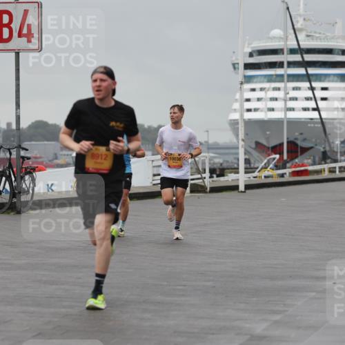 13.09.2026 - Kiel Lauf Andreas Tolksdorf http://msf.ph/oto/10474860 13.09.2026 11:46:54 Kiellinie 4, 8912, 10038, 3 meine-sportfotos.de
