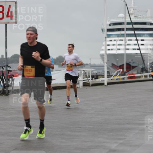 13.09.2026 - Kiel Lauf Andreas Tolksdorf http://msf.ph/oto/10474868 13.09.2026 11:46:54 Kiellinie 4, 8912, 10038, 3 meine-sportfotos.de