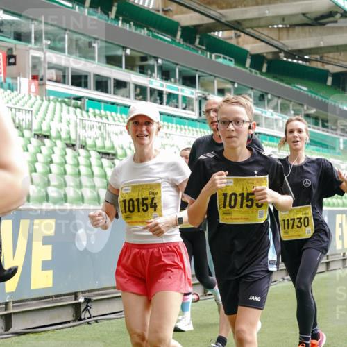 13.09.2026 - 21. swb-Marathon Bremen Michael Burmester http://msf.ph/oto/10474874 13.09.2026 10:38:30 Laufen im Stadion 10090, 10091, 10135, 10139, 10150, 10168, 10188, 10190, 10204, 10205, 10238, 10259, 10260, 10273, 10274, 10283, 10305, 10315, 10323, 10360, 10363, 10364, 10370, 10375, 10376, 10378, 10404, 10432, 10444, 10457, 10465, 10469, 10488, 10505, 10510, 10511, 10516, 10526, 10595, 10598, 10609, 10630, 10645, 10654, 10661, 10662, 10663, 10664, 10674, 10681, 10682, 10686, 10695, 10697, 10802, 10823 meine-sportfotos.de