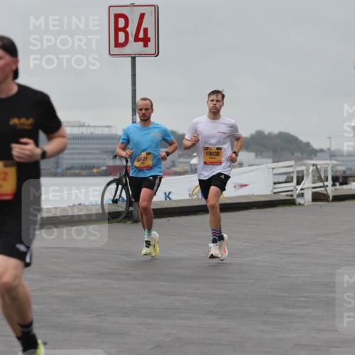 13.09.2026 - Kiel Lauf Andreas Tolksdorf http://msf.ph/oto/10474891 13.09.2026 11:46:55 Kiellinie 4, 8912, 8921, 10038 meine-sportfotos.de