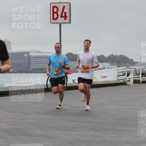 13.09.2026 - Kiel Lauf Andreas Tolksdorf http://msf.ph/oto/10474896 13.09.2026 11:46:56 Kiellinie 8912, 4, 9, 8921, 10038 meine-sportfotos.de