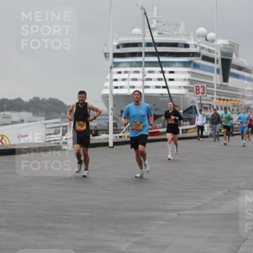 13.09.2026 - Kiel Lauf Andreas Tolksdorf http://msf.ph/oto/10474935 13.09.2026 11:47:03 Kiellinie 84, 72681, 6870, 1182, 3 meine-sportfotos.de