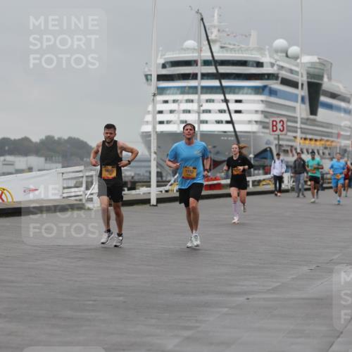 13.09.2026 - Kiel Lauf Andreas Tolksdorf http://msf.ph/oto/10474936 13.09.2026 11:47:03 Kiellinie 4, 7288, 6870, 1182, 3 meine-sportfotos.de